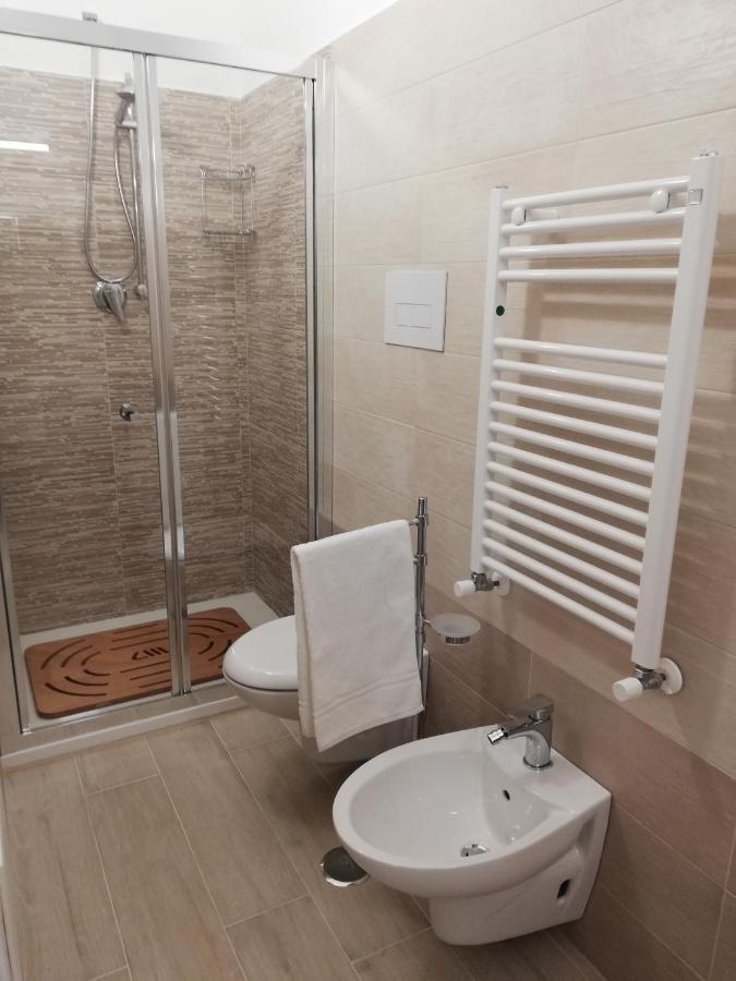 Готель Ostuni Crispi House Екстер'єр фото
